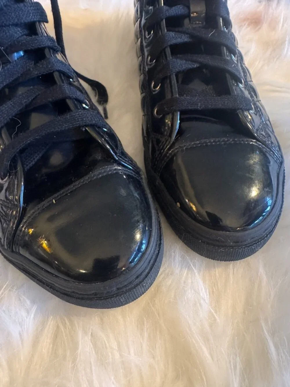 Women vintage Geox Respira High Top patent leather quilted sneakers black sz 8